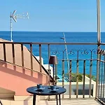 Lumeriam Sea Loft شقة *