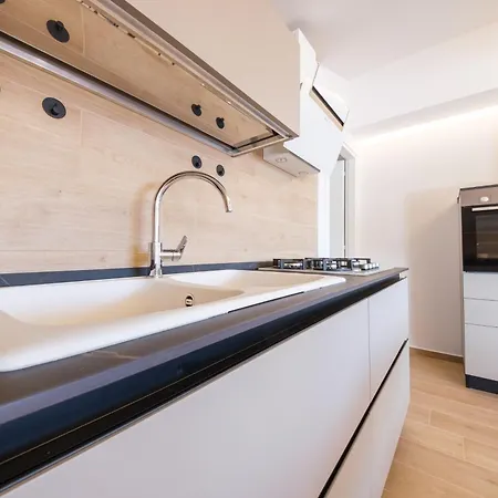 Lumeriam Sea Loft Roccalumera