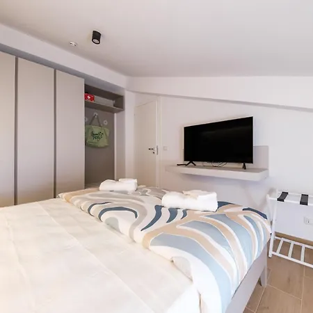 Lumeriam Sea Loft Apartmán *
